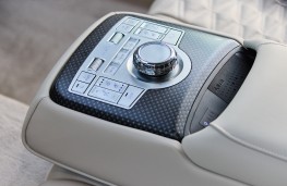 Genesis G80 Electrified, 2025, rear seats controls