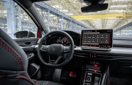 Volkswagen Golf GTI EDITION 50, 2025, interior