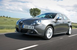 Alfa Romeo Giulietta, front