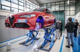 Alfa Romeo Giulia, Balocco, workshop