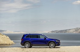 Mercedes-Benz GLB, 2019, side