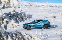 Mercedes-Benz GLC EV, 2025, side