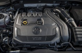 Volkswagen Golf 1.5 TSI Evo, 2107, engine