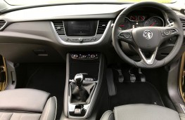 Vauxhall Grandland X, 2017, dashboard