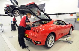 Graypaul Ferrari dealership, Solihull, workshops