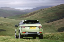 Range Rover Evoque, off road, Scotland, rear