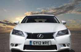 Lexus GS 250, front