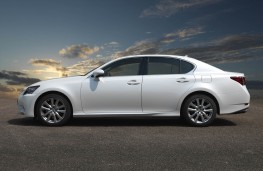 Lexus GS 250, side