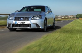 Lexus GS 450h, action