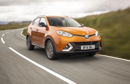 MG GS, interior, front, action