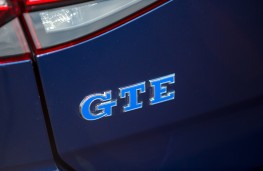 Volkswagen Golf GTE, 2017, badge