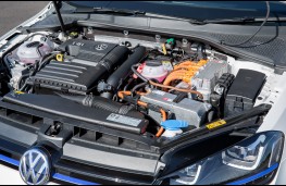 Volkswagen Golf GTE, engine