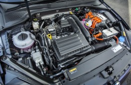 Volkswagen Golf GTE, 2017, engine