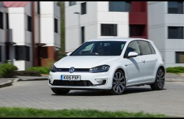 Volkswagen Golf GTE, front, action