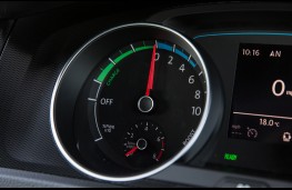 Volkswagen Golf GTE, instruments