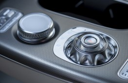 Genesis GV60, 2025, gear selector