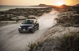 Audi Q5, 2017, beach