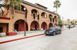 Audi Q5, 2017, Hotel California, wide