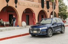 Audi Q5, 2017, Hotel California, wide, crop