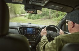 Isuzu D-Max Huntsman, 2025, interior