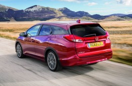 Honda Civic Tourer rear