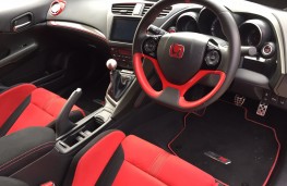 Honda Civic Type R, interior