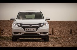 Honda HR-V, full front static