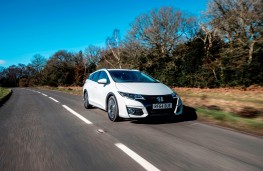 Honda Civic Tourer, front