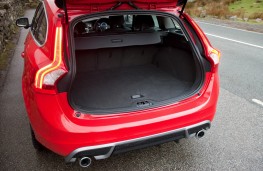 Volvo V60 boot