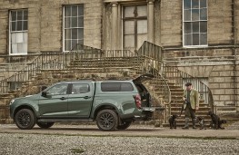 Isuzu D-Max Huntsman, 2025, side, tailgate open