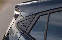 Hyundai i10, 2025, badge