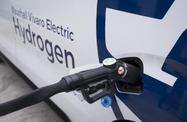 Vauxhall Vivaro HYDROGEN, 2024, refuelling