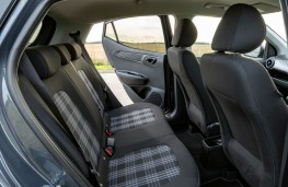 Hyundai i10, 2025, rear seats