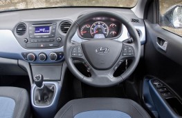 Hyundai i10, dashboard