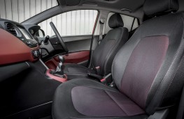 Hyundai i10 front seats