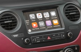 Hyundai i10 touchscreen