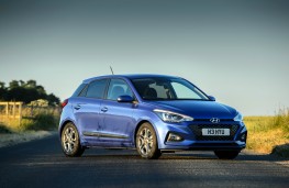 Hyundai i20, front