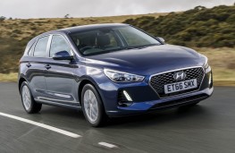 Hyundai i30, action front