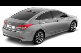 Hyundai i40 Saloon rear