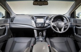 Hyundai i40 Tourer, interior
