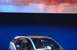 BMW i3, front