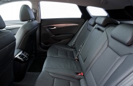 Hyundai i40 Tourer, rear seats