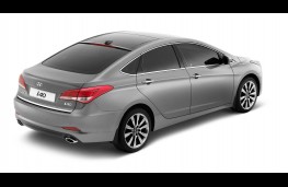 Hyundai i40 saloon, rear