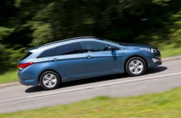 Hyundai i40 Tourer, side, action