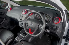 SEAT Ibiza, interior