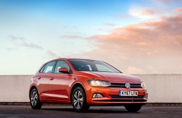 Volkswagen Polo, front