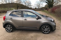 Kia Picanto X-Line, side