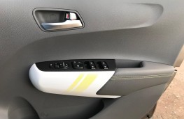 Kia Picanto X-Line, interior