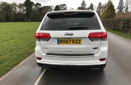 Jeep Grand Cherokee, rear
