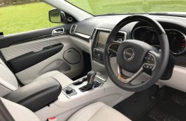 Jeep Grand Cherokee, interior